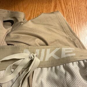 Nike Joggers